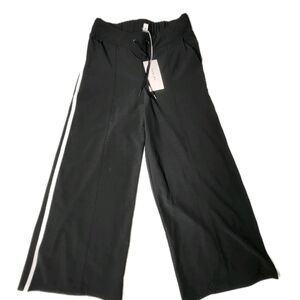 Varley NWT Black Norma Cropped Wide Leg Pants White Stripe Pockets Women Size Xs